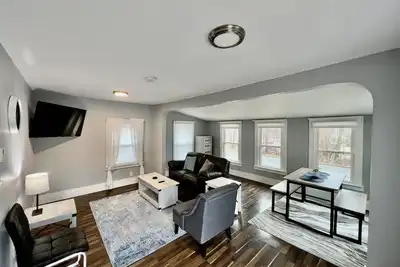 Image de Cottage in Portage Lakes! Close to everything!