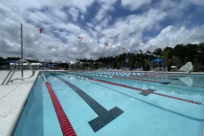 Image de Discounted Pools Waterslide Playground King Suites