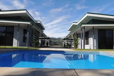 Image de New Home with A/C | Wi-Fi | W&D | Smart Tv | Full Kitchen | Pool | Free Parking