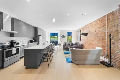 Image de Majestic 3 bedrooms, 3 baths sleep 10, Aaa location