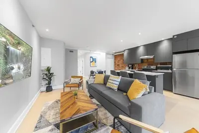 Image de Stunning  2 beds, Aaa location, rooftop terrace