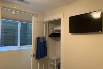 15 Minutes Walk To Downtown Saugatuck Mi Located On Quiet Deadend Street Apartme