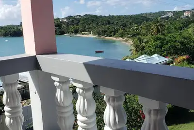 Image de Spacious three bedroom apartment overlooking the beach