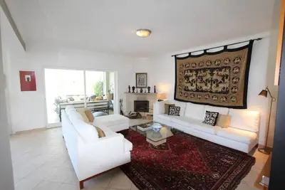 Image de Exquisite Vilamoura Villa | 4 Bedrooms | Villa Bonito | Bright & Elegant Interior | Golf Courses Views