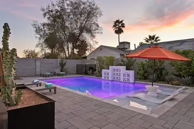 Freshly Renovated Midtown Phoenix Retreat with Pool