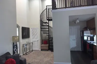 Image de Romantic 1 Bedroom + loft area w/ patio, Wi-Fi, & free parking.