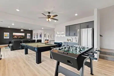 Image de New! 6 Br, Pools, Hot Tub, Game Rm, Theater Rm, Lake Views, Location, Sleeps 18
