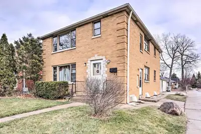 Image de Cozy Milwaukee Home: 3 Mi to Whitefish Bay!