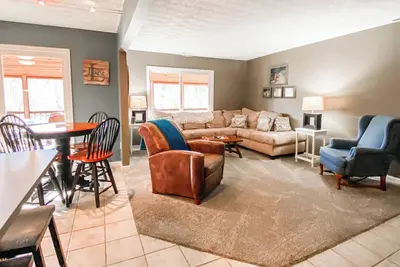 Image de Welcome to Amen Corner – Your Cozy Getaway