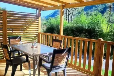 Image de Mobilhome Confort Cosy 23m² - 2 chambres - terrasse semi-couverte 17m² + Bbq - D/M 4 personnes