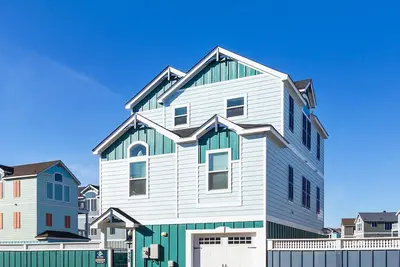 Image de Cb9 Vizsla Surf Club * 6 min Walk to Beach * Gym