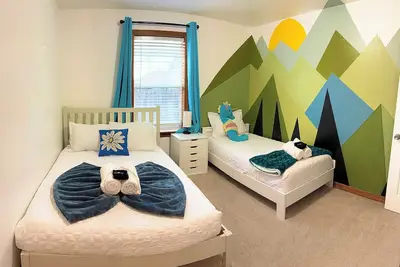 Image de Cute Artsy7 large parking near parks 20mins to Osu