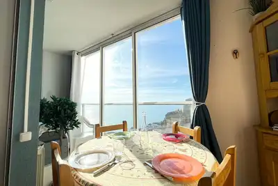 Image de Charmant T2 avec piscine commune à Sète