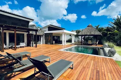 Villa Atlantis, le luxe proche de la plage