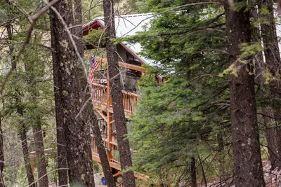 Image de Spacious, Mystic Woodlands Lodge