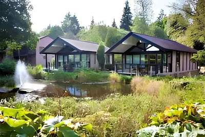 Image de Romantic / Valentines Lodge by Loch Lomond