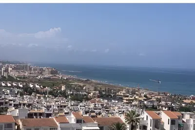 Image de Magnificent Duplex Torre La Mata, with sea view, 1 street from the sea!