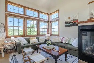 Image de Ski in/Ski-out, Sleeps 9! Rocky Mountains