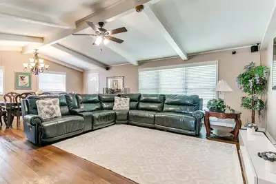 Image de Kindness - Wheelchair Accessible, Bok cent, Expo Sq