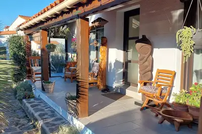 Image de Maison climatisée 4 personnes avec jardin et piscine à 10 mn des plages