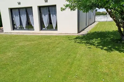Image de Maison avec jardin proche d un centre ville et Ă 12mn de la mer et des plages