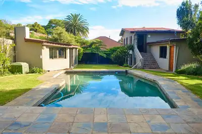 Image de Hidden retreat in Kensington, Johannesburg