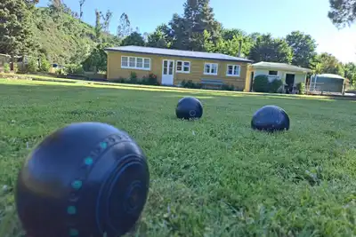 Image de Former bowling club now available to rent as accommodation.