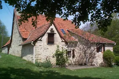 Image de Maison de campagne en pierre 126 m² 3 chambres