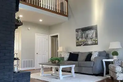 Image de Designed with the working man in mind, just 8 miles from Blue Oval Sk job site