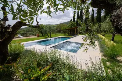 Image de Tuscan Villa private infinity pool, exclusive location, Ac, extra services