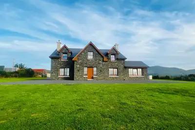 Image de Ocean front home on Ring of Kerry—Golfers and Walkers Paradise