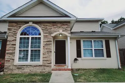 Image de Cozy 3 Bedroom Grovetown Retreat With Gameroom