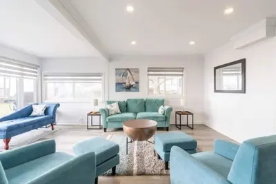 Image de 80 Feet of Private Lakefront Cottage in beautiful Town of Amherstburg, Ontario