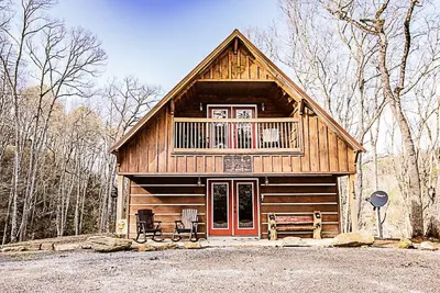 \"Bear Bottoms\" \nMountain Retreat