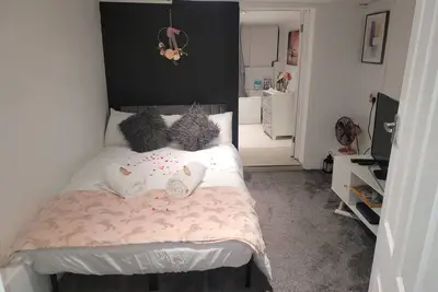 Image de Hidden Treasure- 2 beds sleeps 3 Gillingham