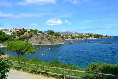 Image de Appartement avec Terrasse Meublée et Parking à 10 Min du Centre de Llançà, Animaux Acceptés