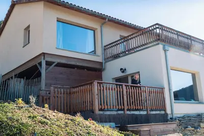 Image de Appartement écologique  équipé pour 2 personnes dans un  village dans la Drôme. .