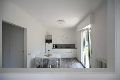 Image de Tonelli House Green Apartment Second Floor Malcesine Lake Garda