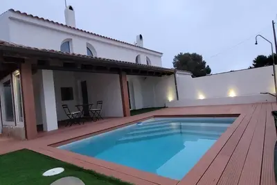 Image de Small renovated villa 900m from the beach