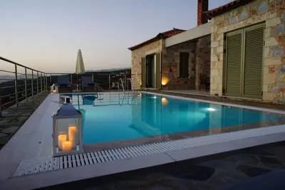 Image de Phaedra, Luxury Villa with private pool in Stoupa