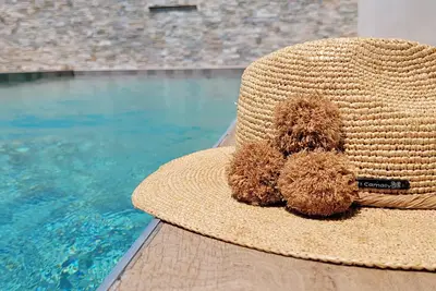 Image de Villa avec jardin, piscine et pool house à 3 min de Pezenas et 15 min des plages
