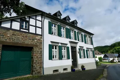 Image de Beautiful old villa, well equipped, sauna, hot tub, billiards, table football