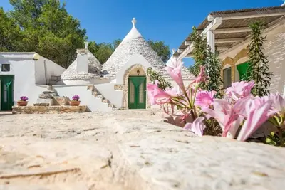 Image de The Trullo Of The White Olive Tree