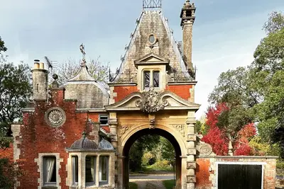 Image de Historic 2 bed gatehouse in private parkland