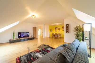 Image de Modern top floor apartment with parking - Netflix