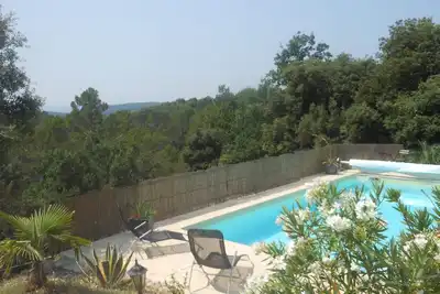 Image de Lou Farniente, gite avec piscine proche village clim confort 4 *