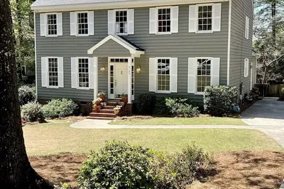 Image de 10 minutes to the Augusta National!