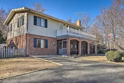 Image de Montross Home w/ Private Pool & Yard!