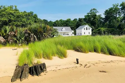 Image de Fisher Point Cottage on the Nuese River