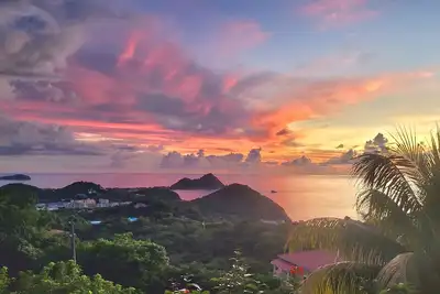 Image de Stunning sea views from Pigeon Island to the Pitons—unforgettable sunsets await!